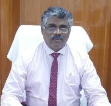 DR R RADHAKRISHNAN